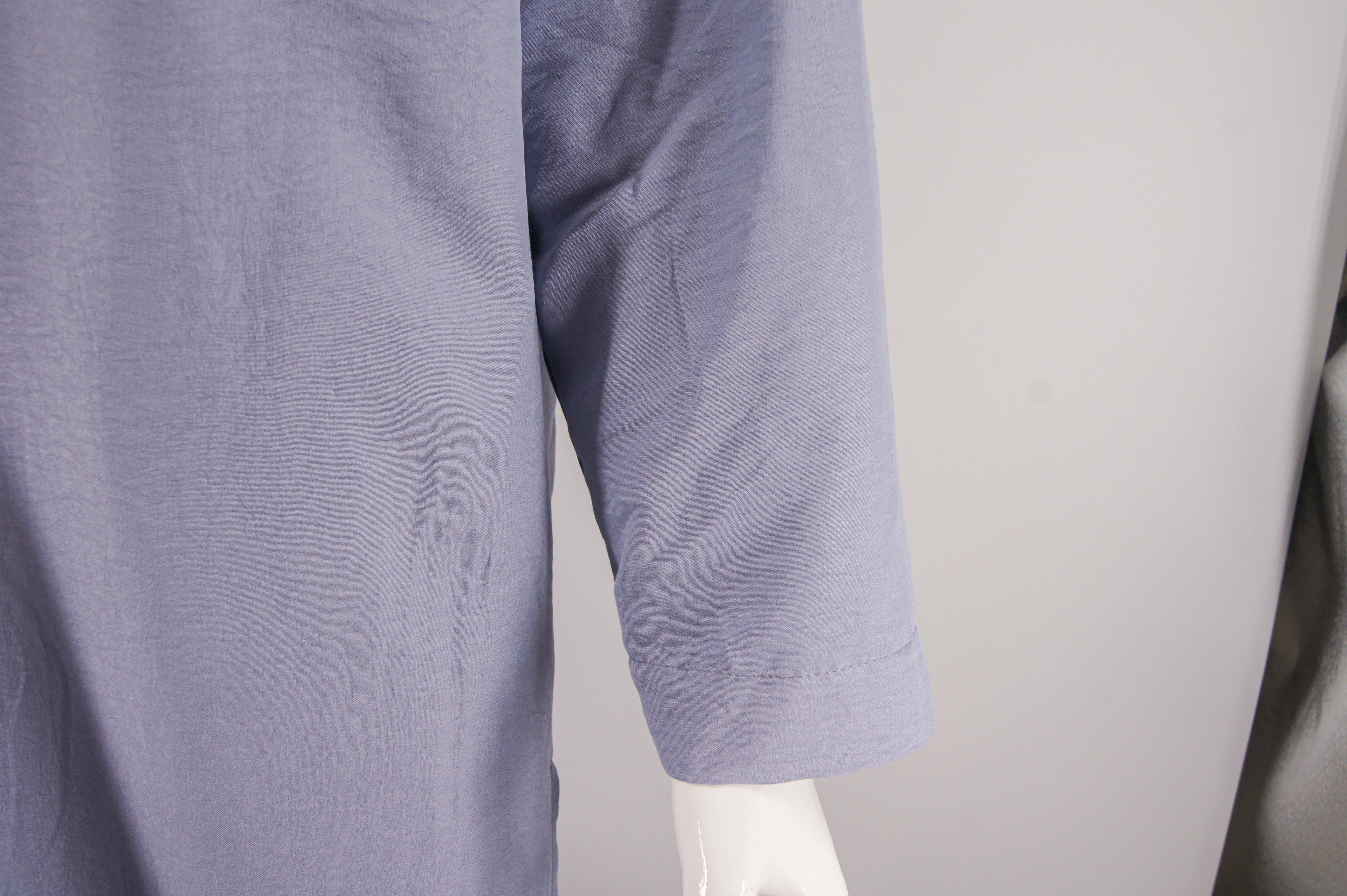 Bestseller Muslim Robe Set for Men Middle East Button Down Thobe Round Neck Ready to Ship Popular