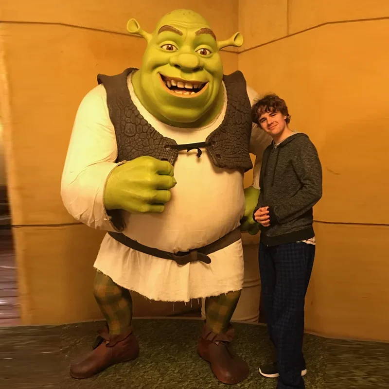 カスタム等身大グラスファイバーシュレック彫刻漫画フィギュア樹脂