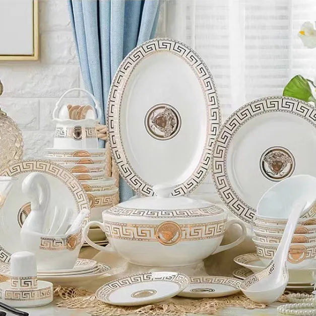Luxury 60ocs Classical Porcelain Tableware Overglaze Color Private