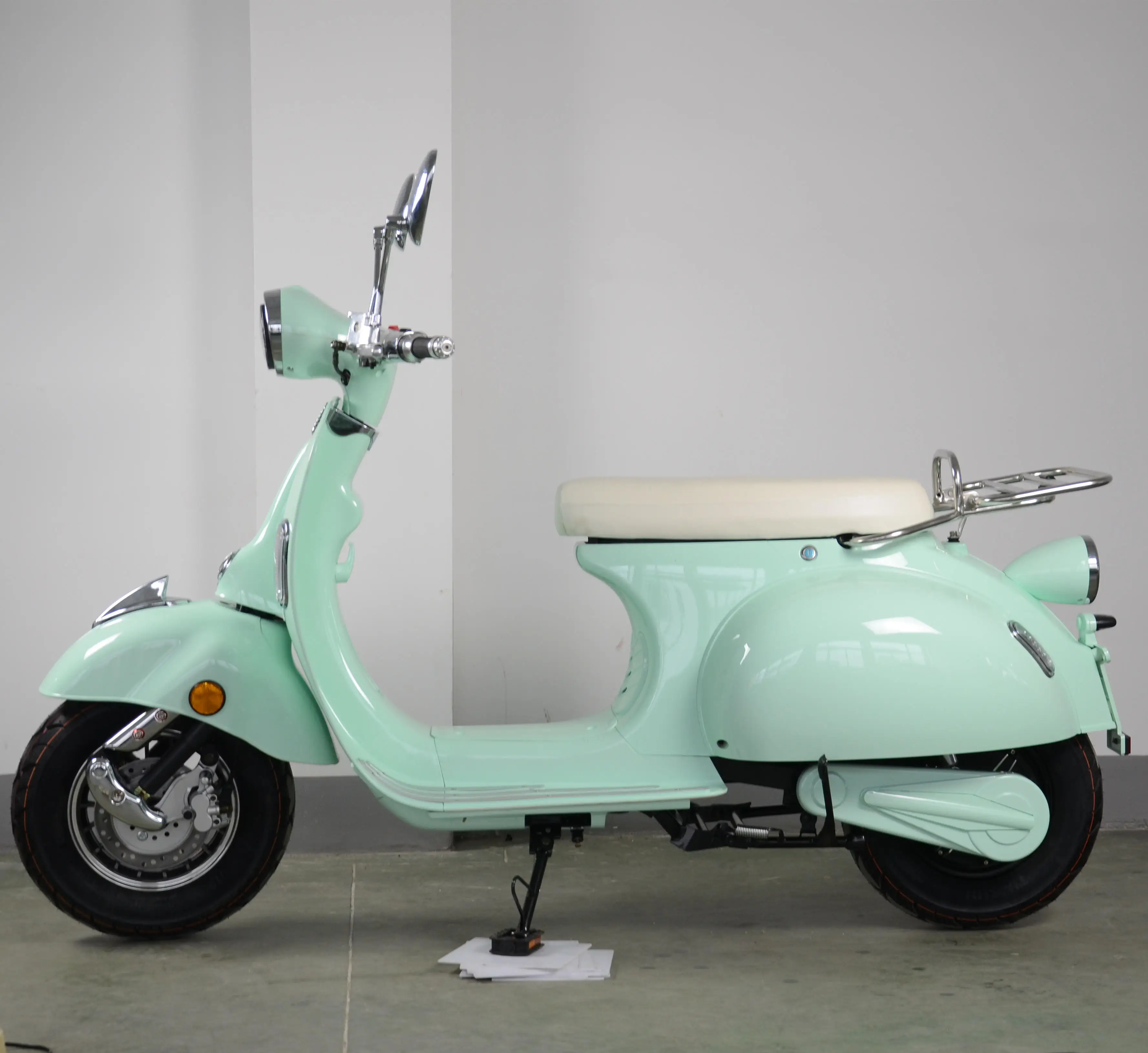 Классический итальянский электрический скутер Citycoco Vespa EEC 2000 Вт