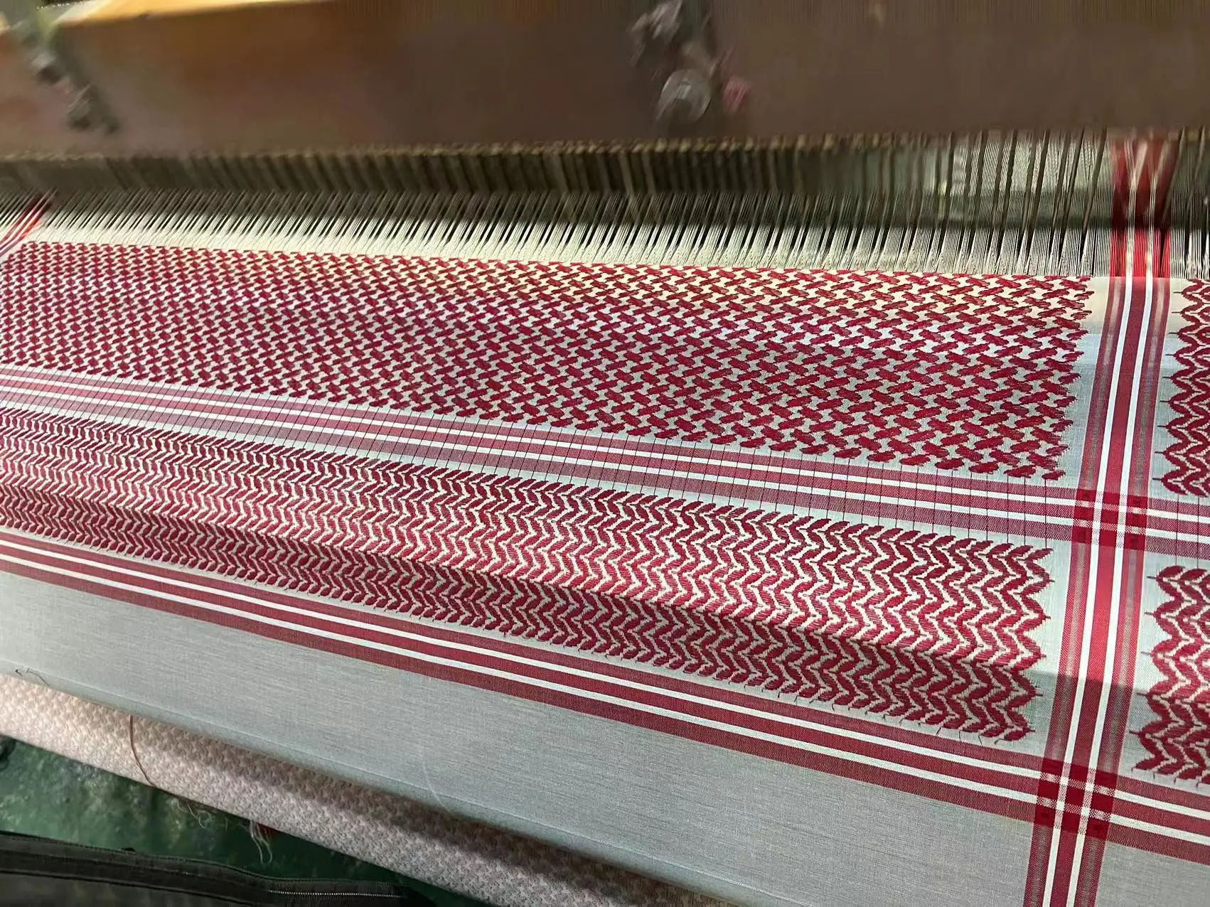 Beautiful Appearance Dubai Saudi Qatar Fabrics Ghutra Muslim Shawl