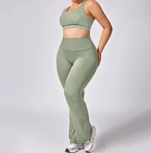 Plus Size Women Workout Outfit Sports Bra Scrunch Butt Flare Pants Yoga Suits Plus Size Gym Fitness Sets