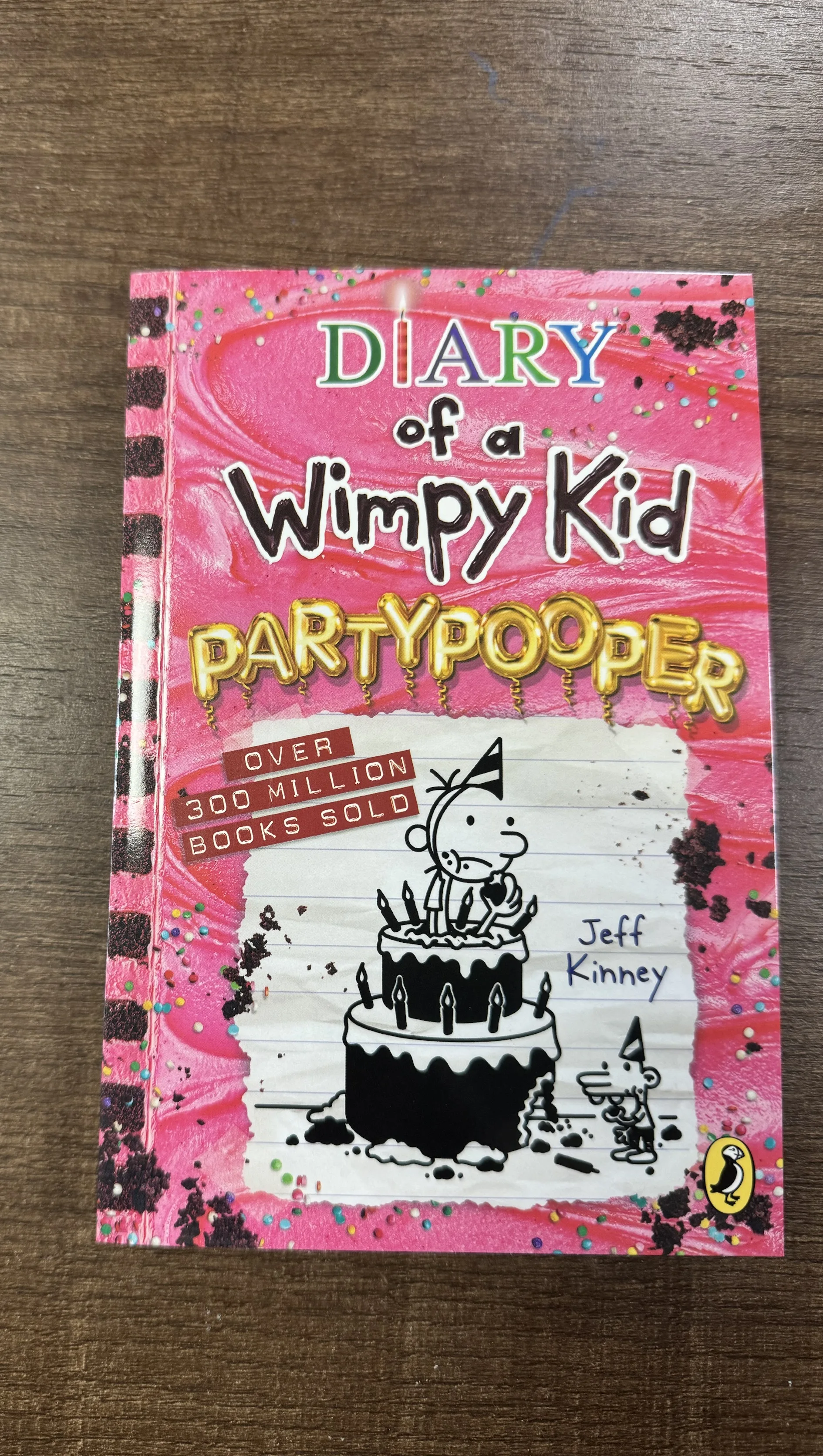 Factory Printing 24-Book Set of Diary of a Wimpy Kid Comic Story