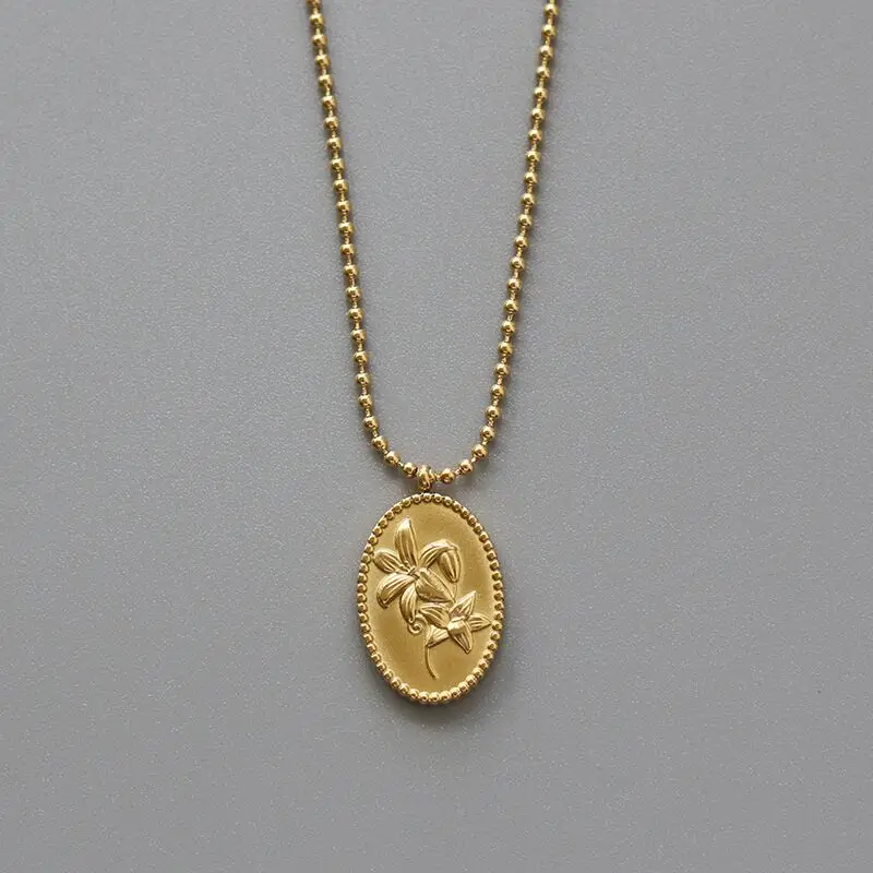 Trendy Oval Coin Pendant Bead Chain 