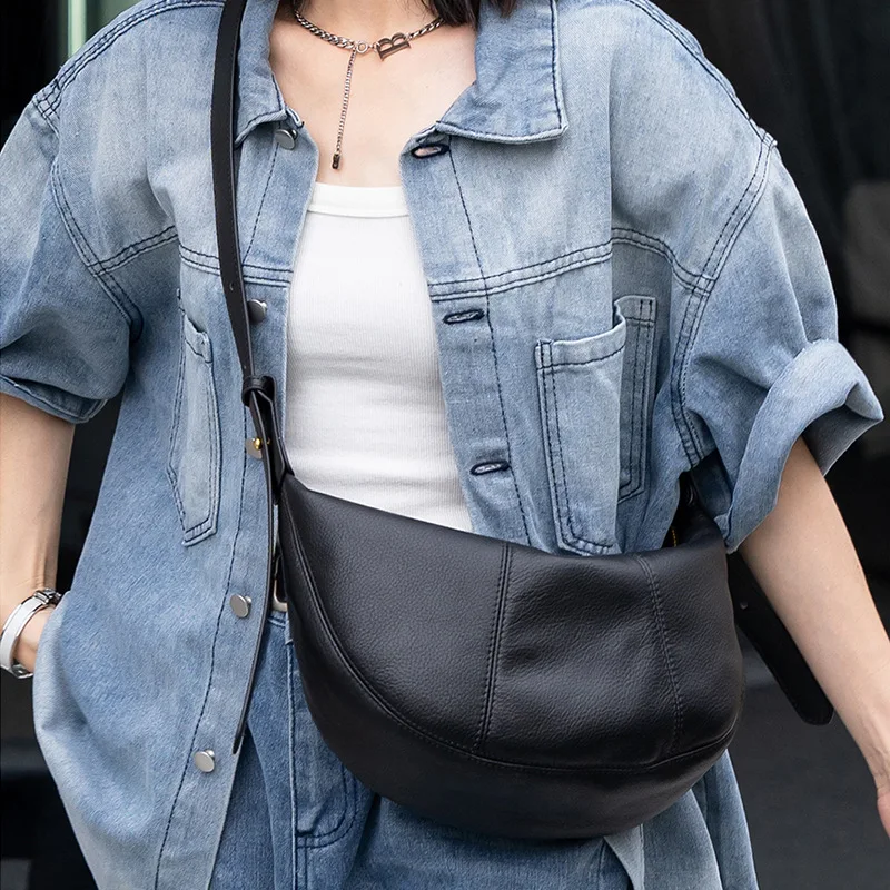 Full-grain Genuine Leather Zipper Closure Single Strap Summer 2026 Dumpling Croissant Womens Crescent Niche Crossbody High-end