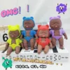 Modello bambino nero da 14 cm, colore dell'abbigliamento casuale
