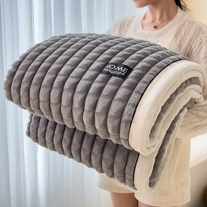 Luxurious Winter Leisure Sofa Blanket High Quality Custom Faux Rabbit Fur Soft Warm Polyester Thick Knitted Flannel Bed Blankets
