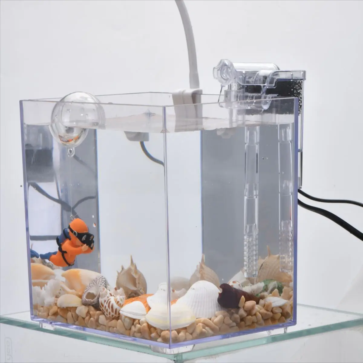 Acrylic Square Plastic Betta Fish 2 Gallon Capacity Desktop Outdoor Box Packaging Eco-Friendly Aquarium Tank for Wholesale Acrylic Square Plastic Betta Fish 2 Gallon Capacity Desktop Outdoor Box Packaging Eco-Friendly Aquarium Tank for Wholesale