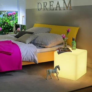 Diversed Size Customized Colored LED Lighting Cube Decorative Light Outdoor Indoor IP65 Plastic Valentine