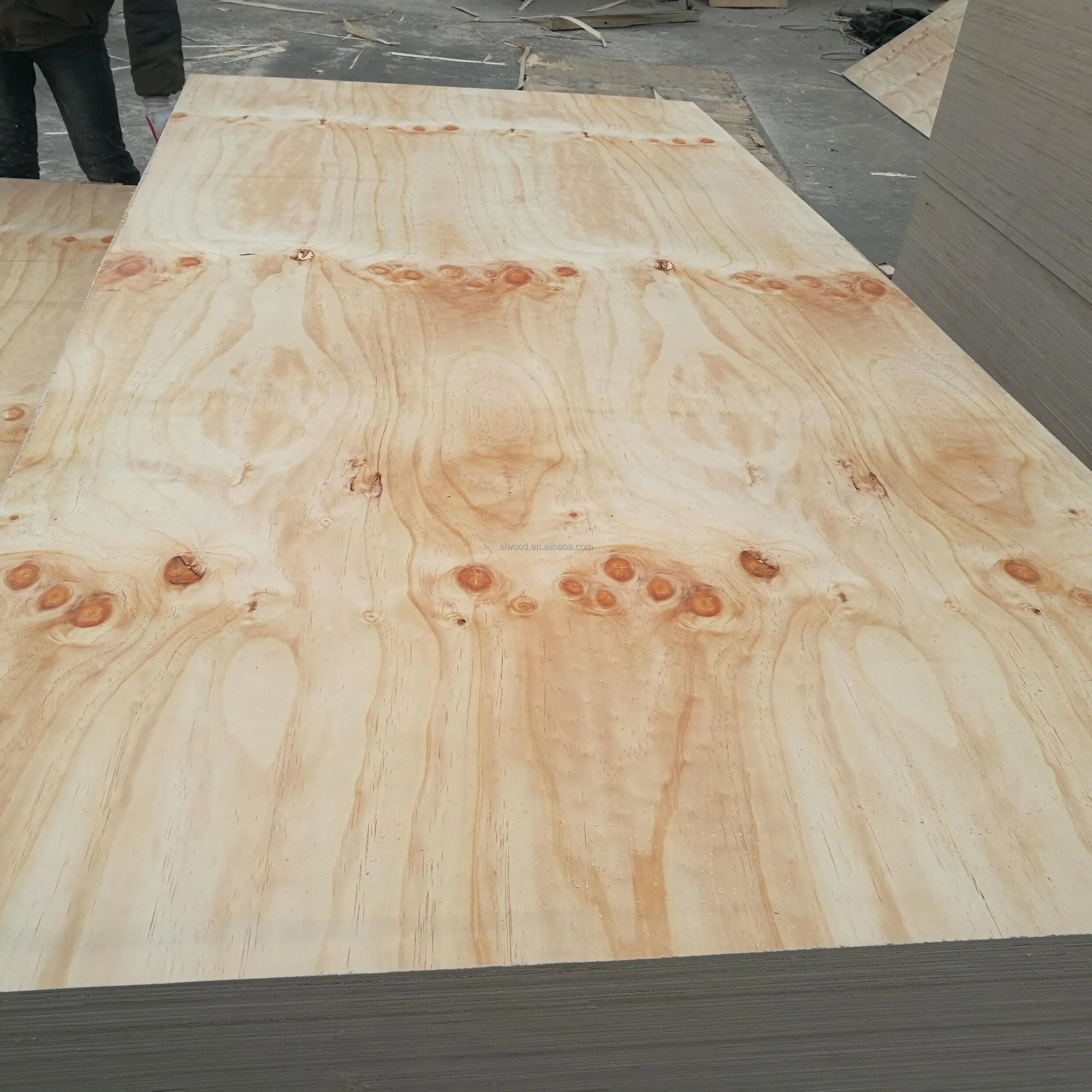 Linyi Lower Price 4*8 Pine Cdx 15mm 18mm Exterior Plywood Buy Plywood