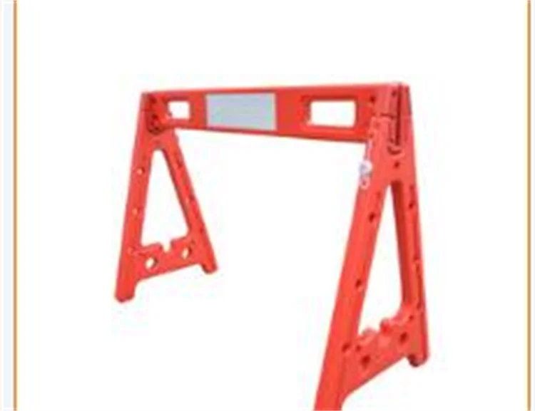 Plastic High Reflective Portable Triangle Stand Construction site Water Filled Flexible Safety Road Barrier