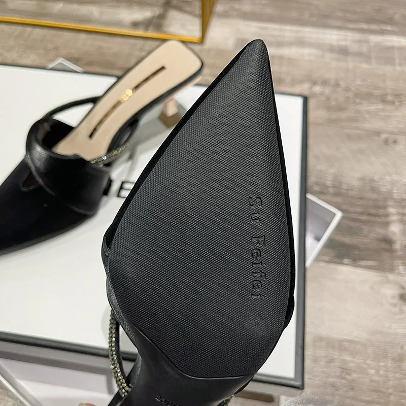 Pointed Toe Mule Are Mule Shoes In Style 2019 MOIRAMU