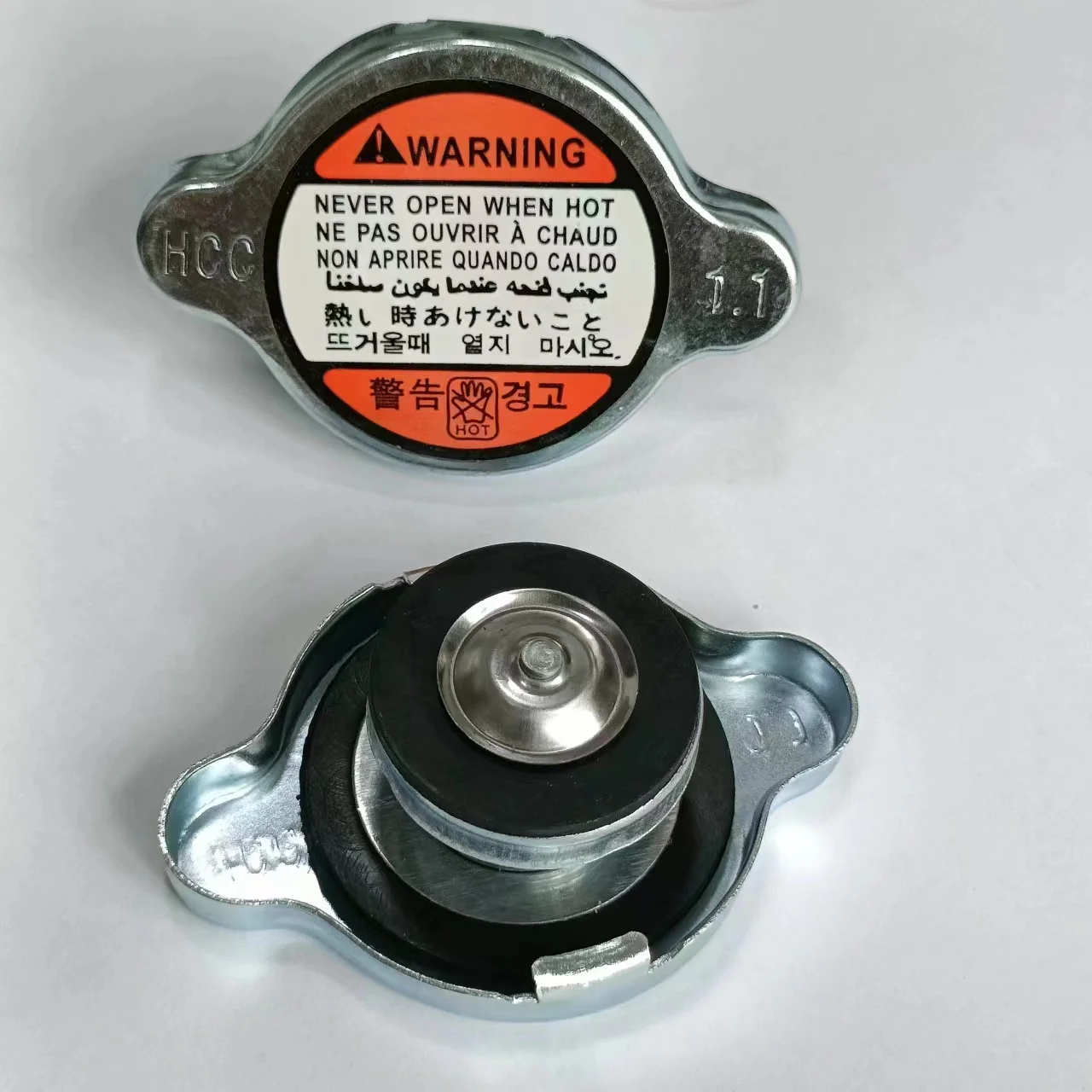 0.9 1.1 1.3 Low Valve Cover Radiator Cap for Nissan Hyundai Toyota Hiace Suzuki Bmw Chevrolet Mazda