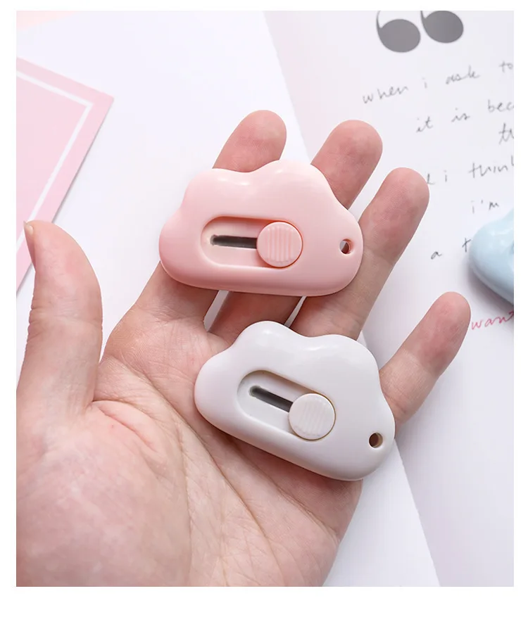 Adorable Tiny Cloud Retractable Paper Cutter Plastic Box Cutters Letter Opener for Key Chain Pocket Bag DIY Projects for Gift