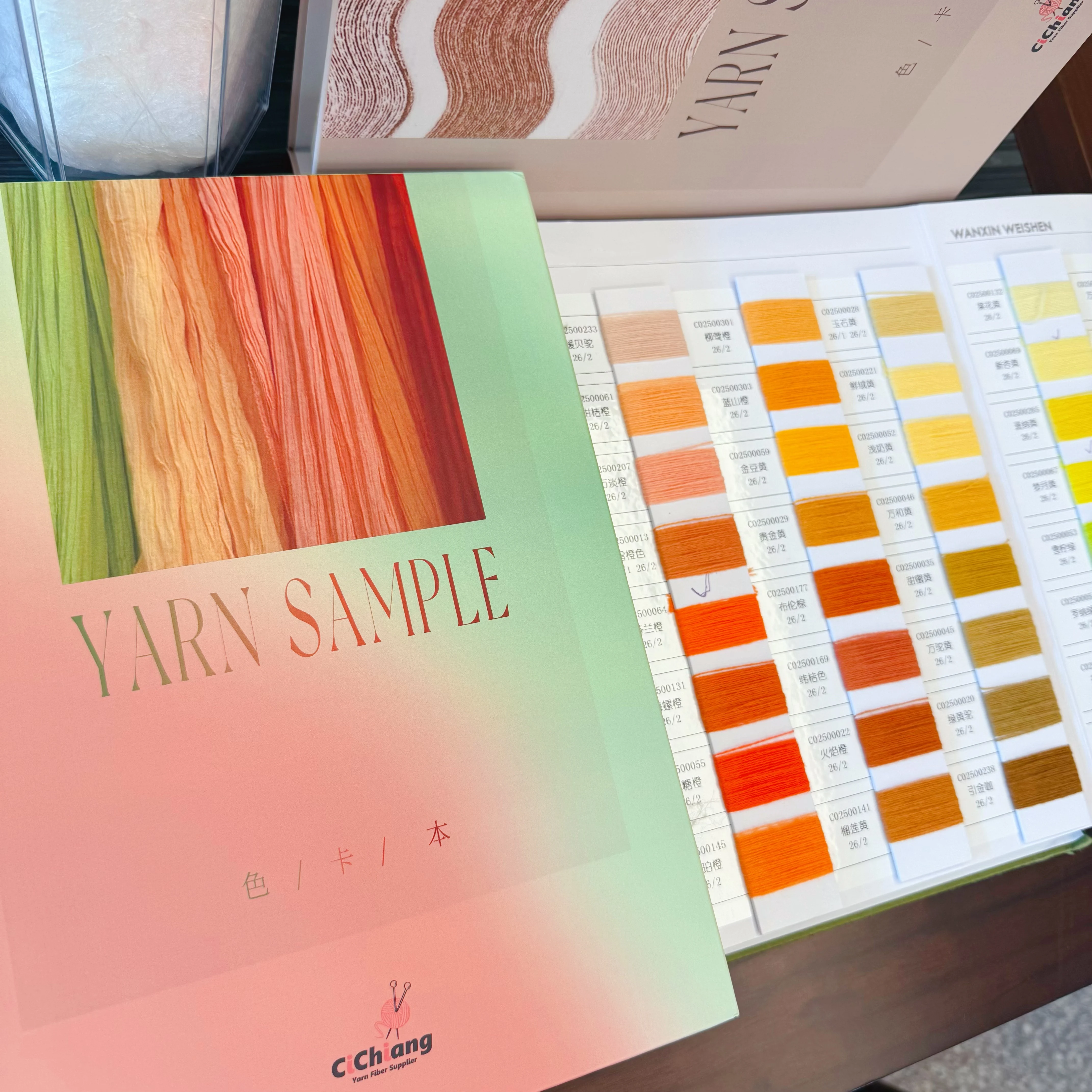 Hilo de lana merino 100 % de 26 Nm/2 para tejer a máquina, 12 g, 270 colores, disponible en stock, para hilar suéteres de moda en China.