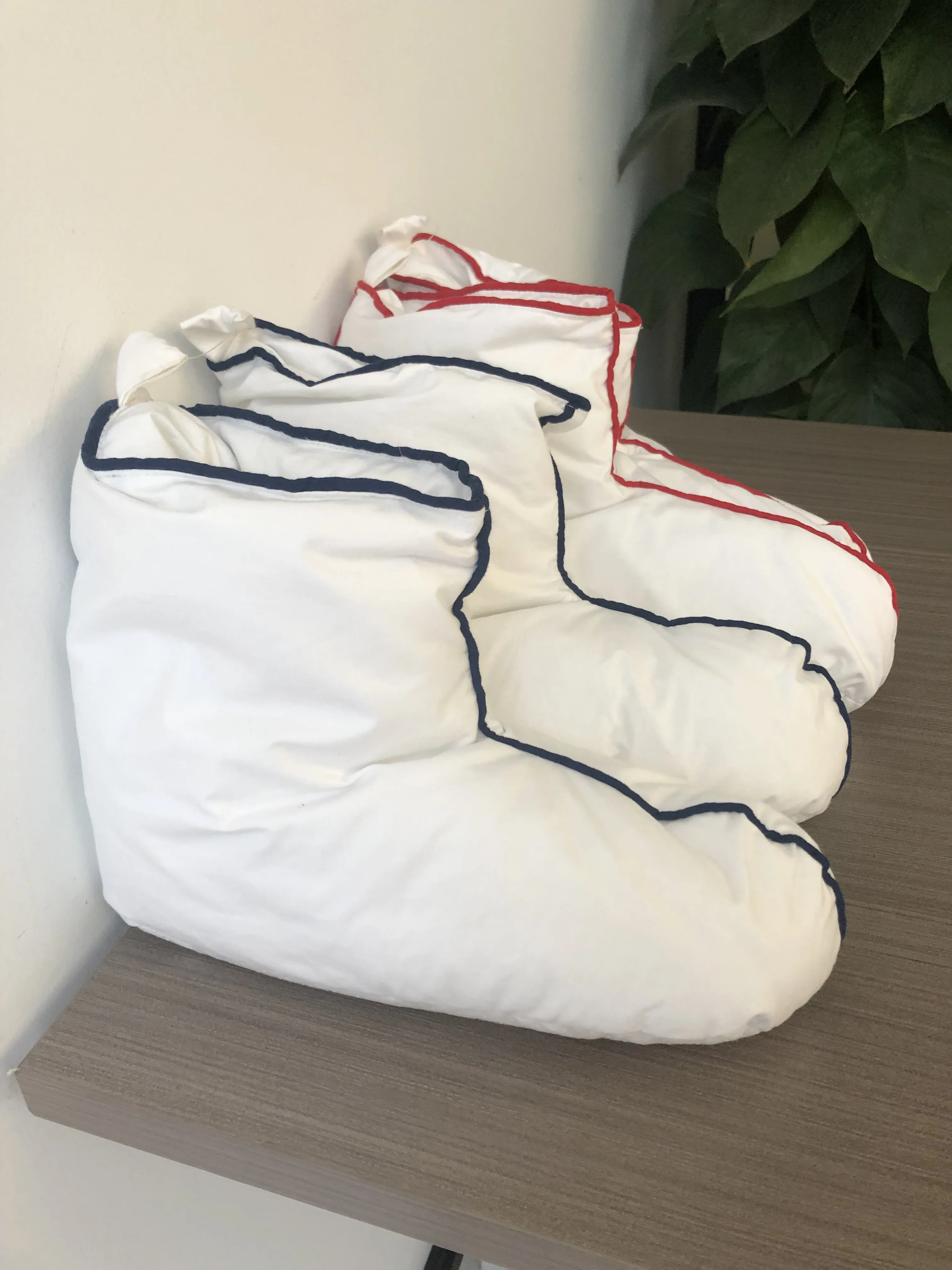 Новые домашние зимние теплые ботинки