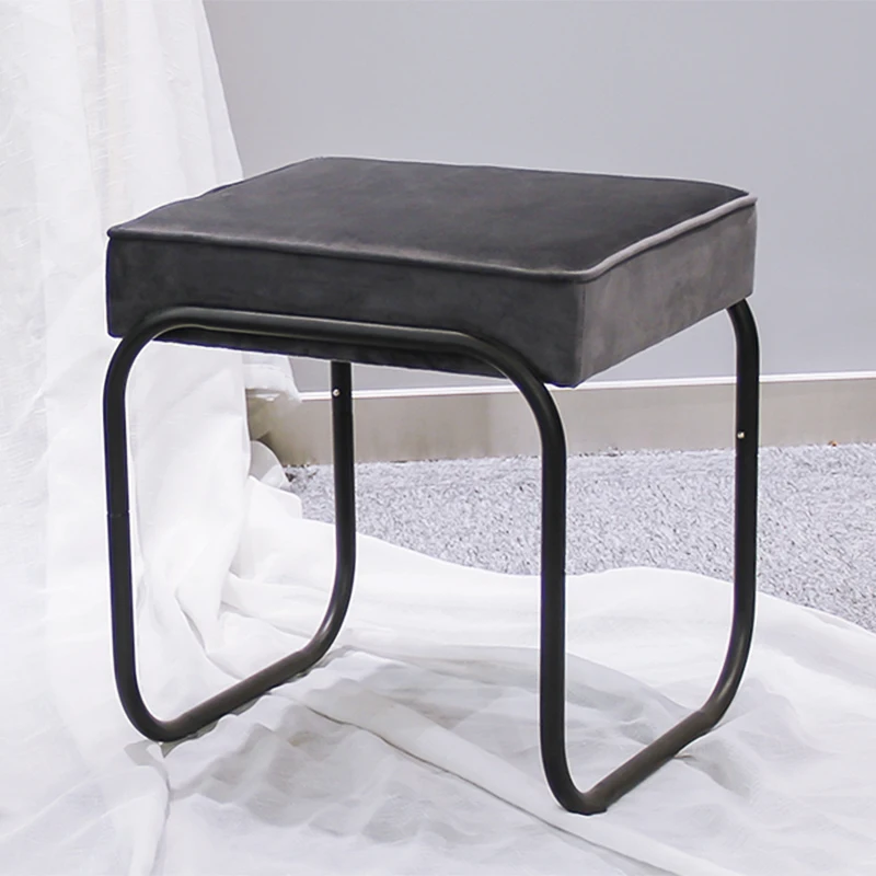 Wholesale 2021 Fashion Luxury Modern Simple Shoe Change Stool Bedroom Stool Chair Ottoman Manufacturers