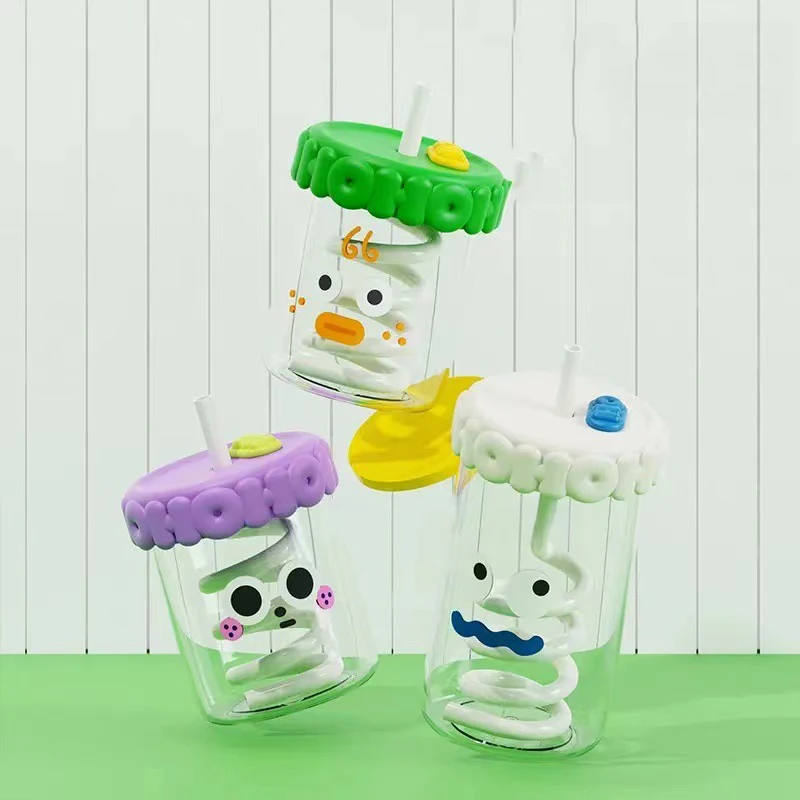 2023 New 380ml 520ml Silicone Mug Borosilicate Glass Travel Kids Milk Tea Straw Cute Glass Water Bottle Cup Glass Milk Mug