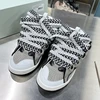 gris foncé