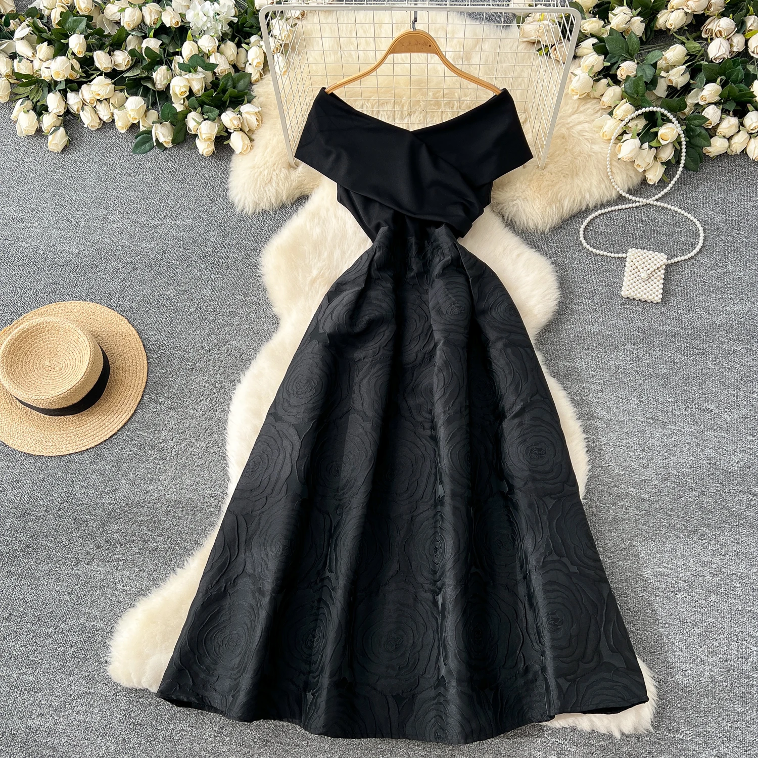Elegant Women's off-Shoulder Jacquard Dress - Perfect for Parties