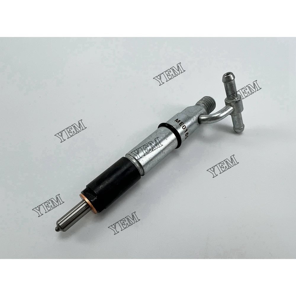For Mitsubishi 4D31 Injector Assembly ME016536 Engine Spare Parts 4