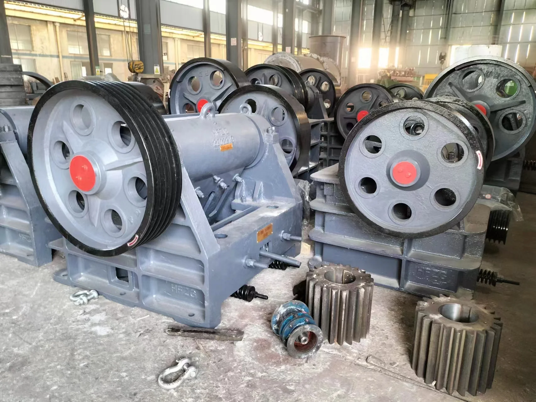Mining Machinery and Equipment Mining Machine Dropshipping PE Complex Pendulum Jaw Crusher