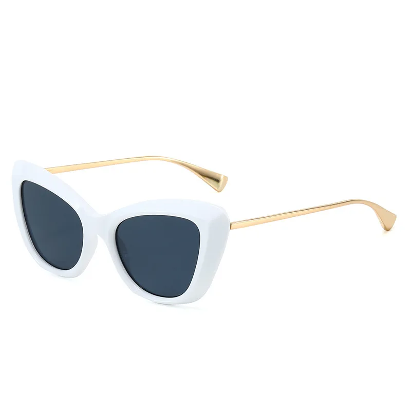 Shop Our 2024 Vintage Cat Eye Sunglasses - Fashion & Luxury display picture 2