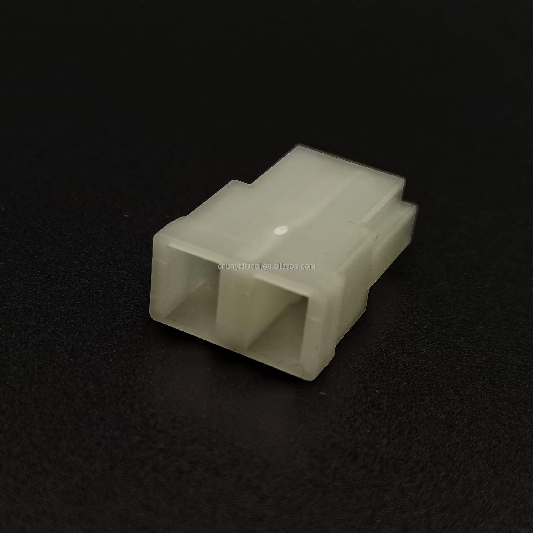 Custom Length 2-Pin Female Socket Car Plastic Shell Plug With Copper and Brass Contacts Straight Adaptor for Wire Connections