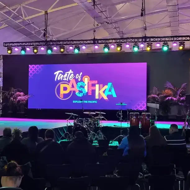YAKE 6mx4m Turnkey Complete System P2 P3 P2.6 P2.9 P3.91 LED Display 500mmx500mm Led Panel Background Indoor Outdoor LED Screen