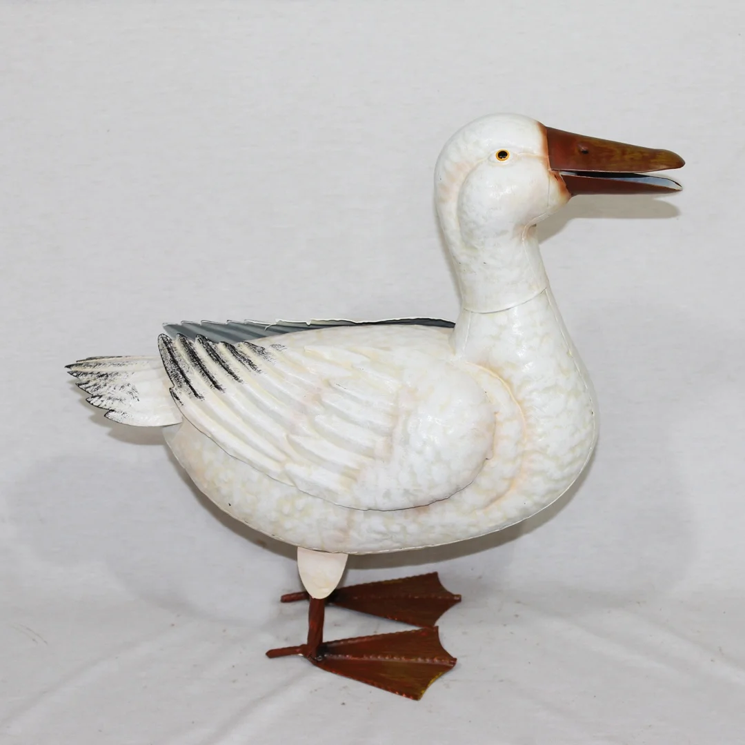 White Metal duck Figurine UD317574