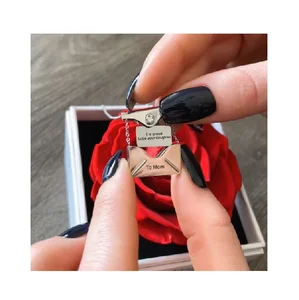 2023 Trendy Gold Plated Stainless Steel Anniversary Customized Pull-out Photo Memorial Pendant Necklace