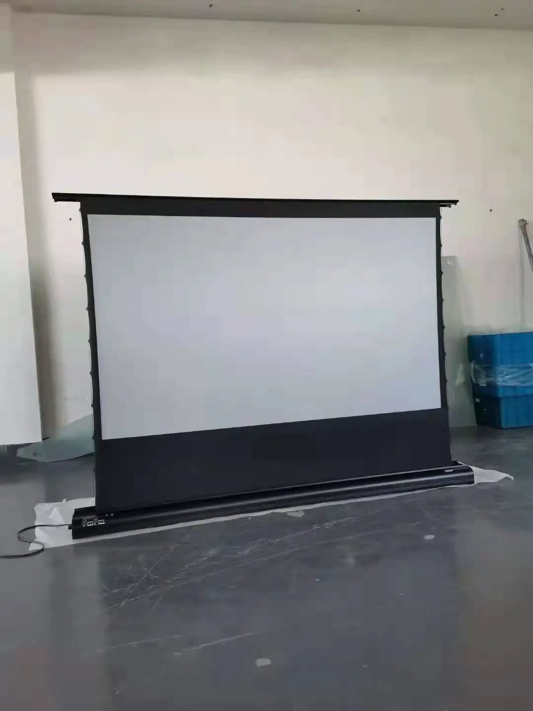 Telon Screen 100 150 Inch 169 Uhd Motorized Floor Rising Arl Screen