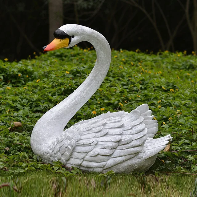 White Swan Sculpture Artificial Garden Ornaments and Outdoor Statue Life Size Resin Statue