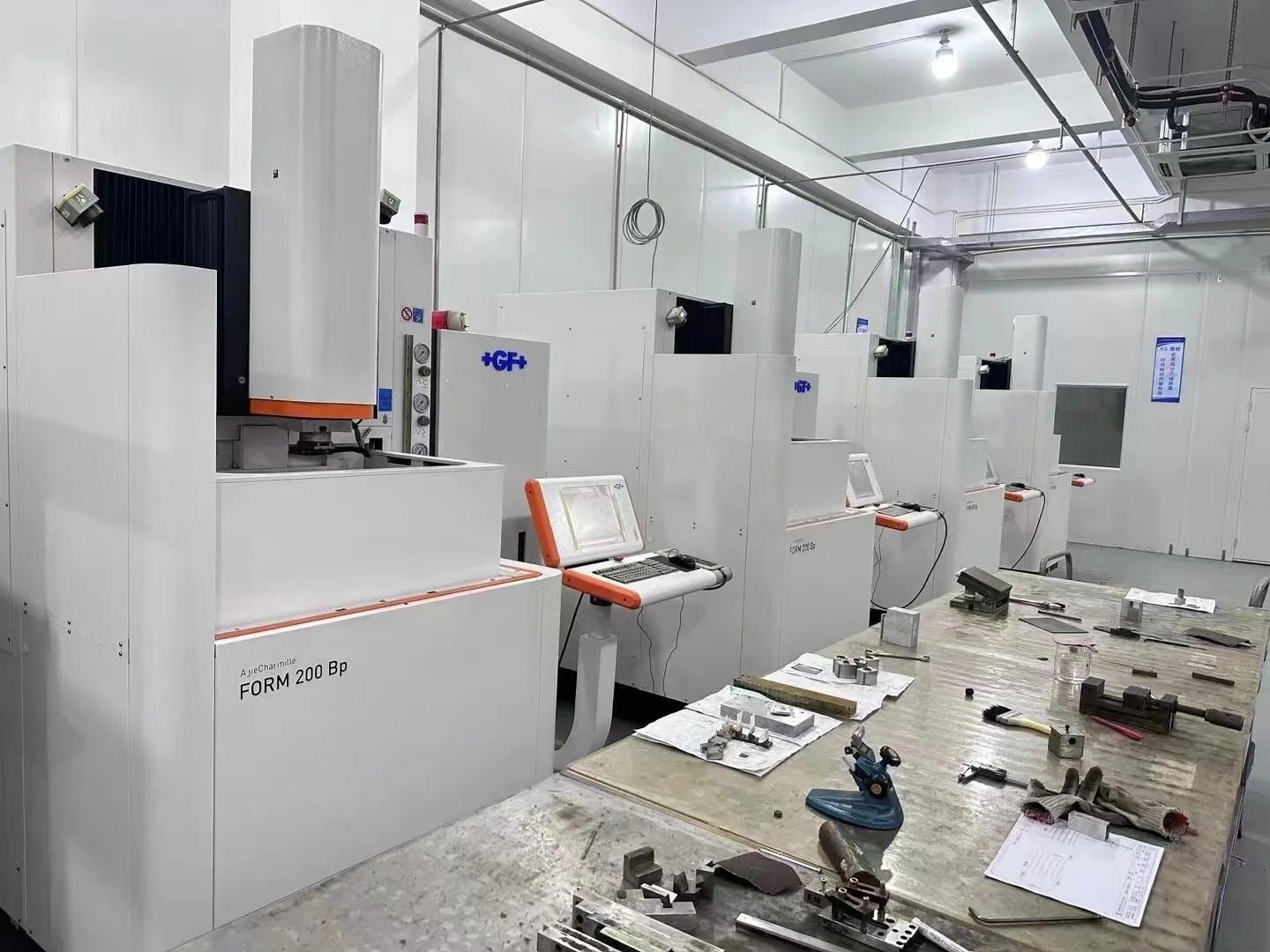 Swiss GF Original Imported EDM Machine Agie Charmilles FORM 200 Precision CNC EDM Machine