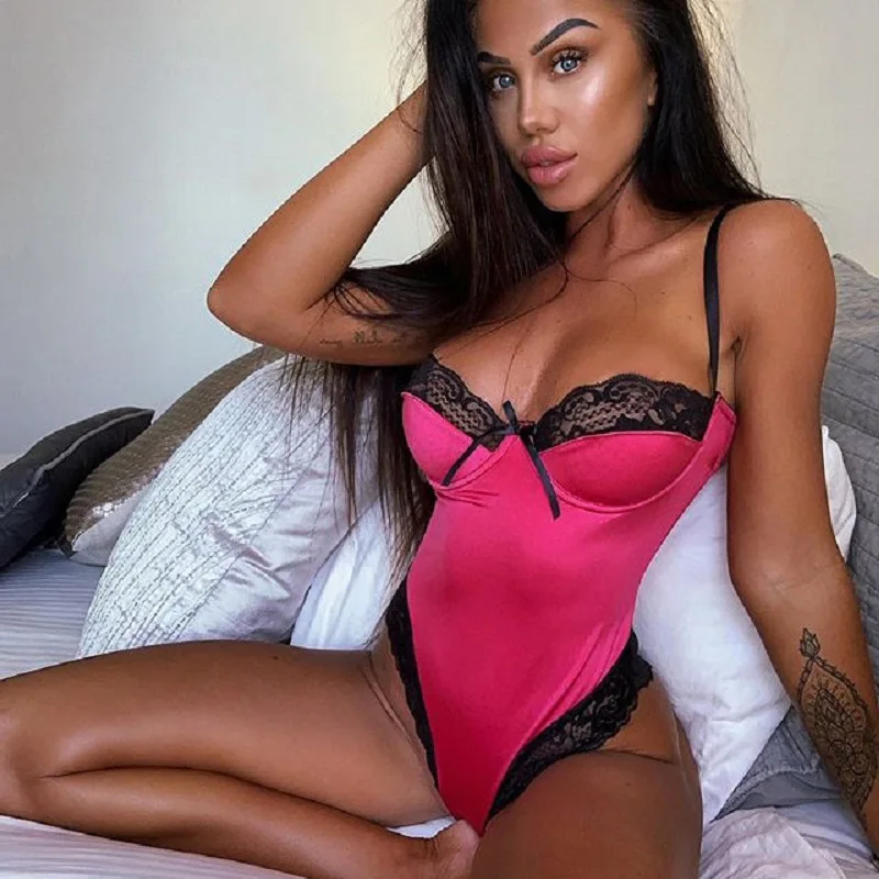Babes In Sexy Lingerie