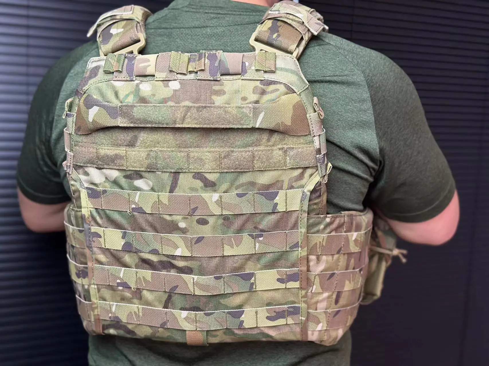 Gray Dot Tactical Plate Carrier Tactical Vest Fits All Sapi Sizes ...