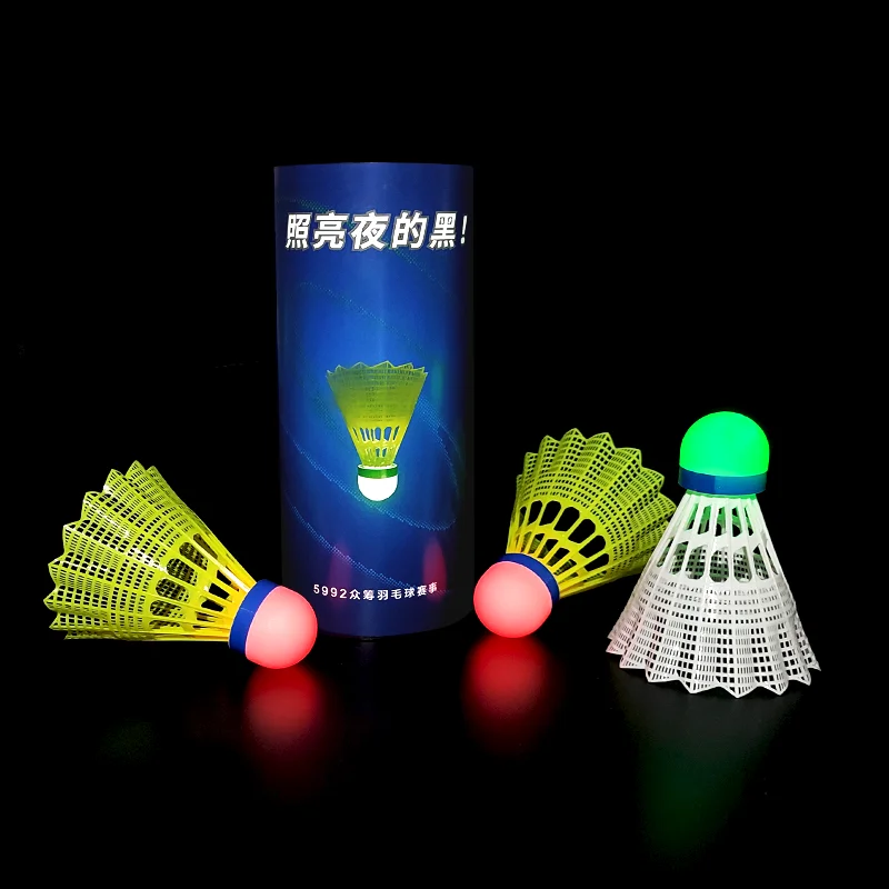 China Factory wholesale price Durable Cheap Nylon for outdoor Training Shuttle Yellow Nylon Leaf Nylon Badminton Shuttlecock manufacture