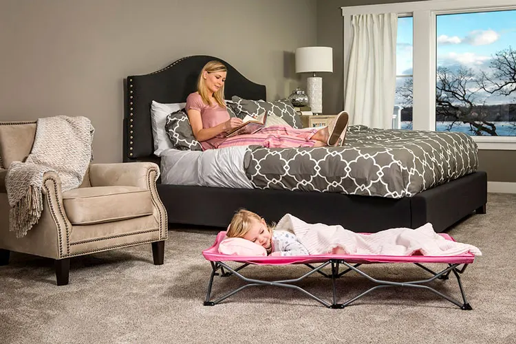 Foldable Bed Kids Folding Cot Regalo Portable 122cm Foldable