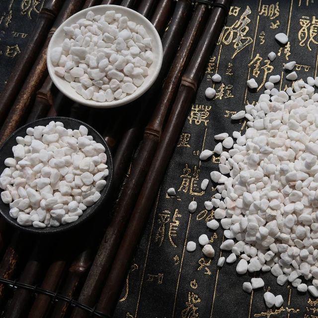 Factory Direct 4-6 mm White Smooth Natural Stone Gravel for Paving and Landscaping Whitewashed Cobbles & Pebbles Wholesale