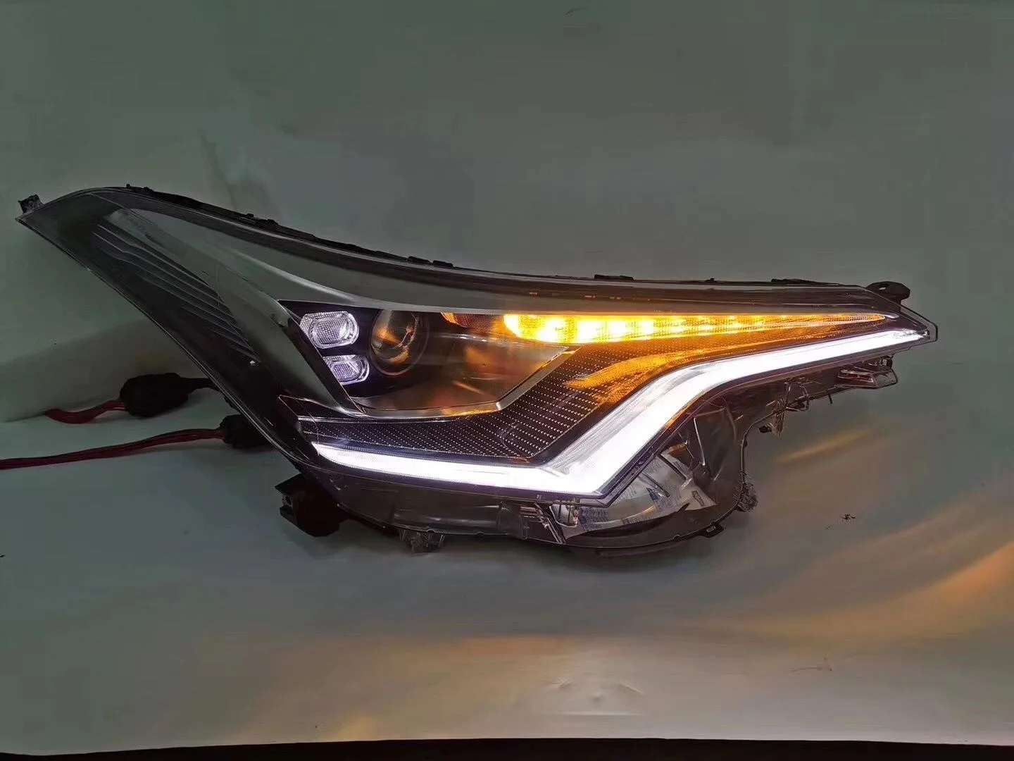 トヨタCHR C-HR用の新着フルLEDヘッドライト| Alibaba.com