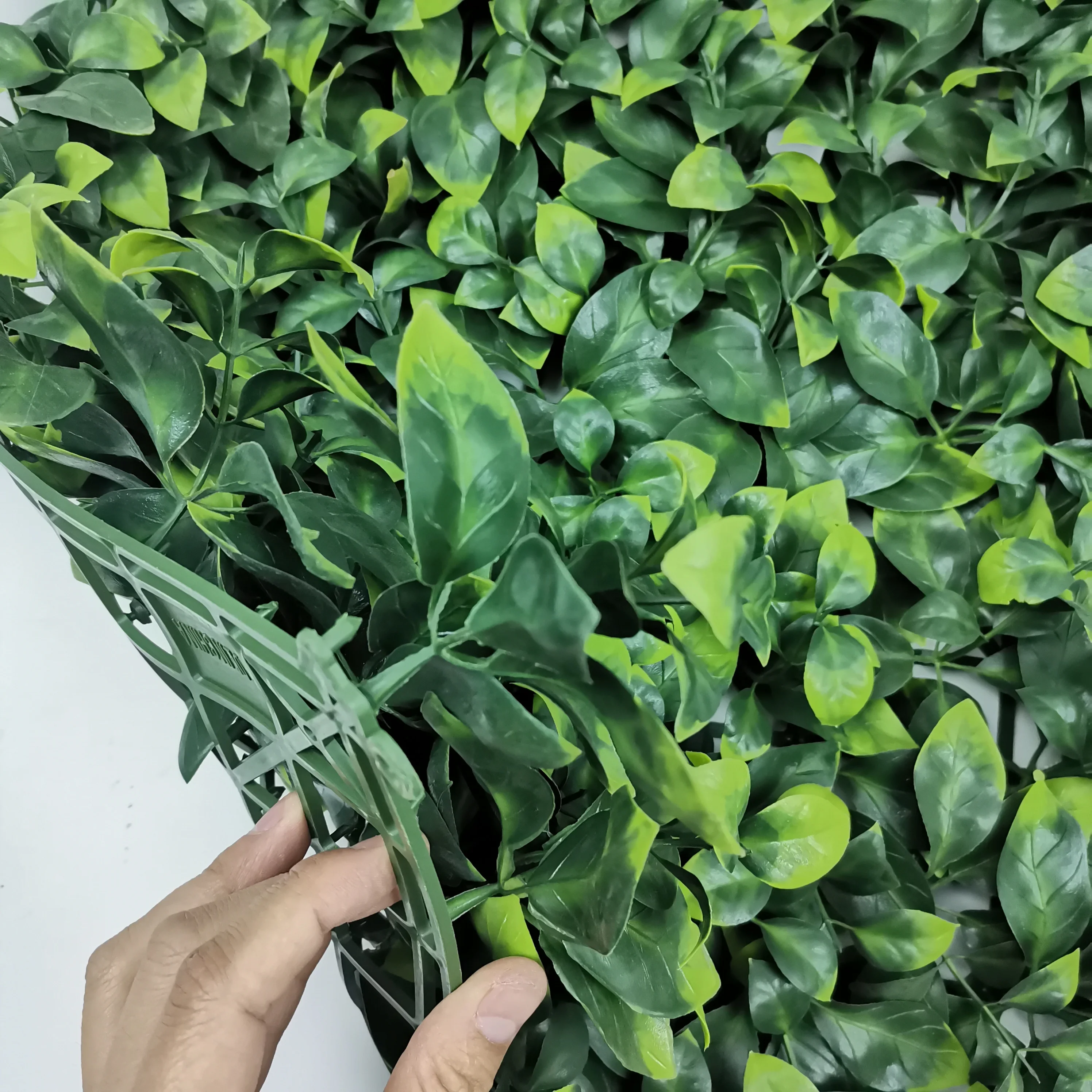 Plastic Green Wall Panels Artificial Hedge Fence Backdrop Grass Outdoor Green Wall