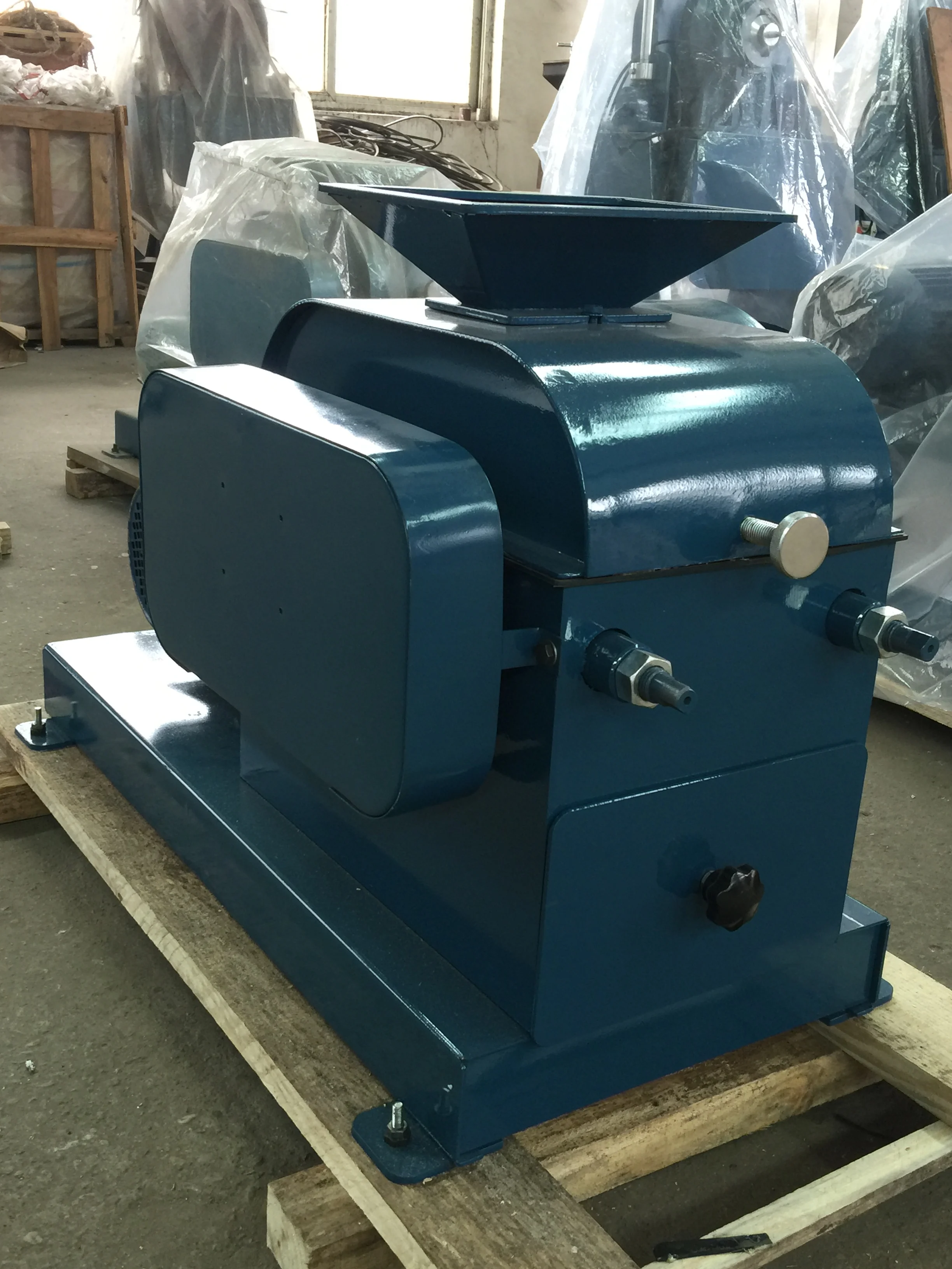 High Crushing Ratio Less Easily Damaged Parts Hammer Mill Crusher With