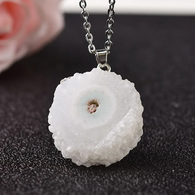 Natural Crystal Raw White Agate Slice Pendant Gem Stone Flower Necklace  Simple Reiki Jewelry For Jewelry Diy - Buy White Agate Slice Pendant,Gem  Stone