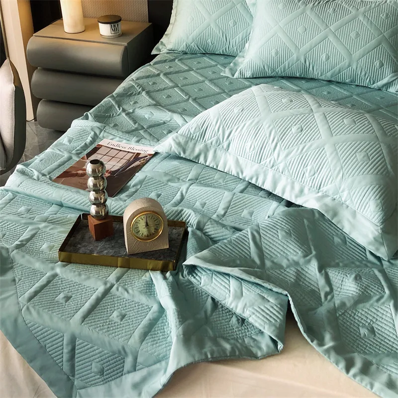 Luxury 100 Tencel Embroidery Bedding Sets Customized Digital Print