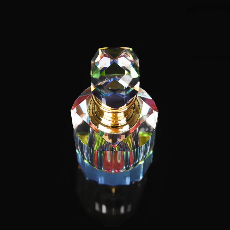 Hot Sale Luxury Empty Perfume Oil Bottle Customized Glass Crystal Perfume Bottle for Wedding Decoration details