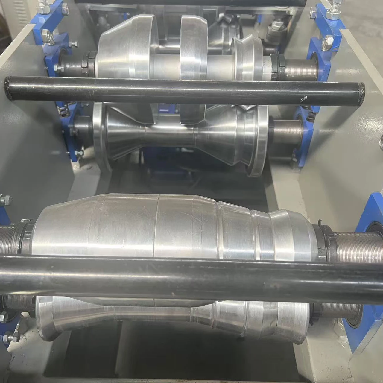 Small Steel Gutter Machine Metal Rain Tube Making Machine Metal Eaves Through Roll Forming Machine