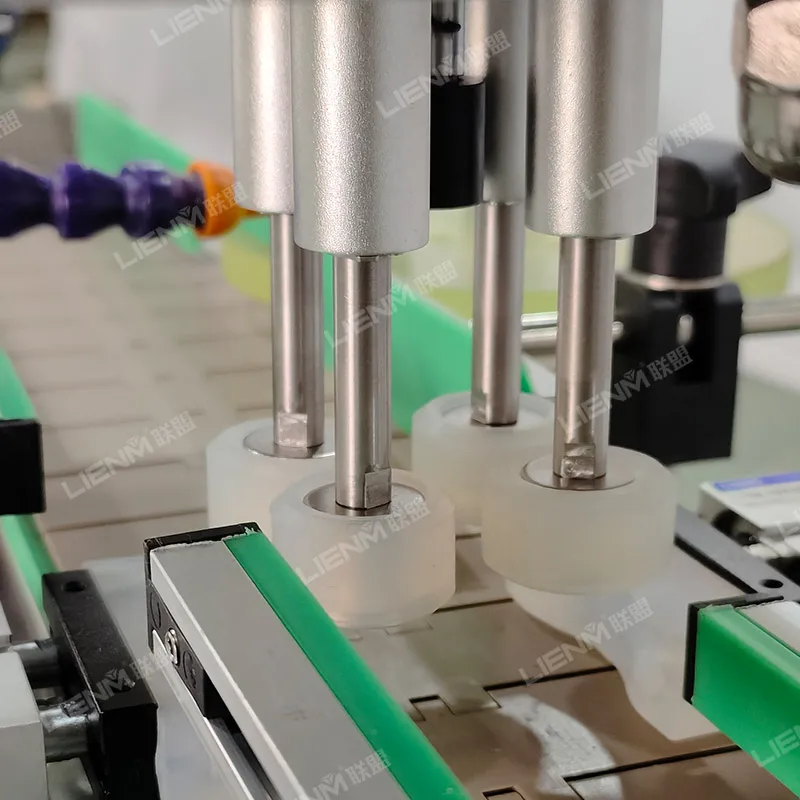 Customized Semi-automatic Pneumatic Capping Machine Crimping Machine Screw Cap Bottles Manual Crown Capping Machine