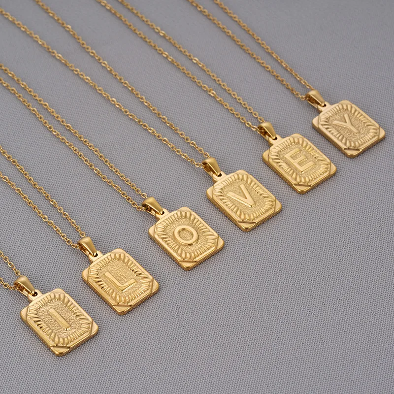 Iniciales Letter Necklaces Square 18k 