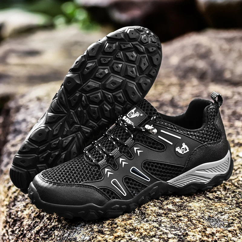 New Arrival Large Size Light Weight Breathable Mesh Hiking Shoes For Men