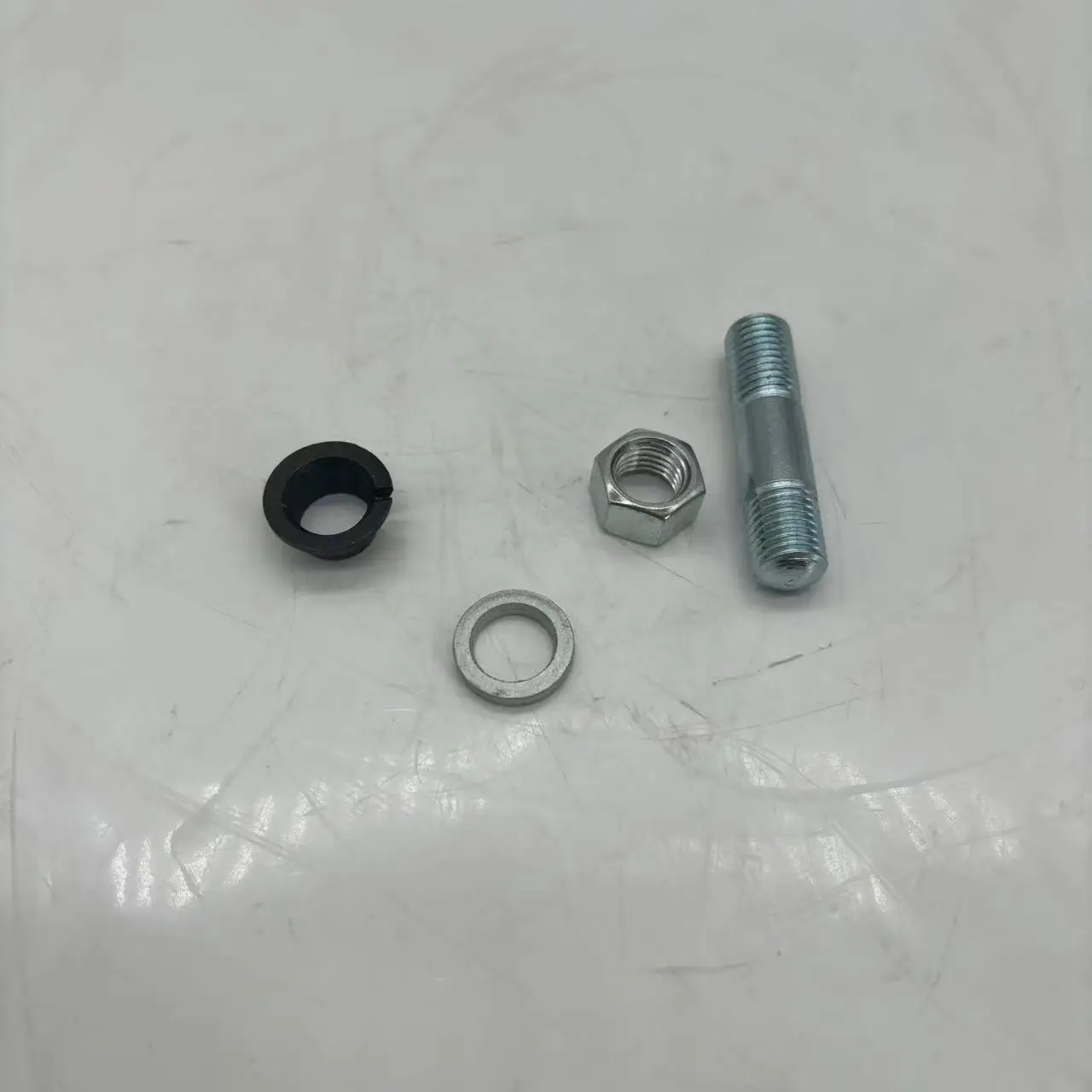 Auto Engine Systems Front Axle Stud for Land Cruiser